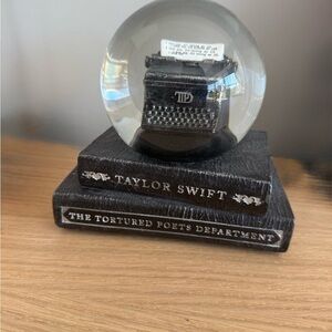 Taylor Swift Black Typewriter Snow Globe
